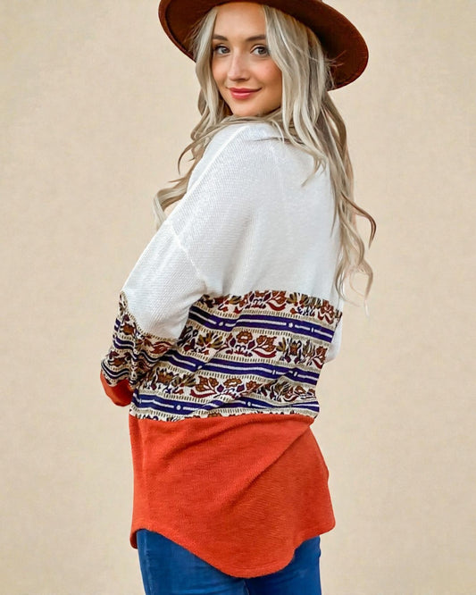 Haut à blocs de couleurs à imprimé bohème en rouille