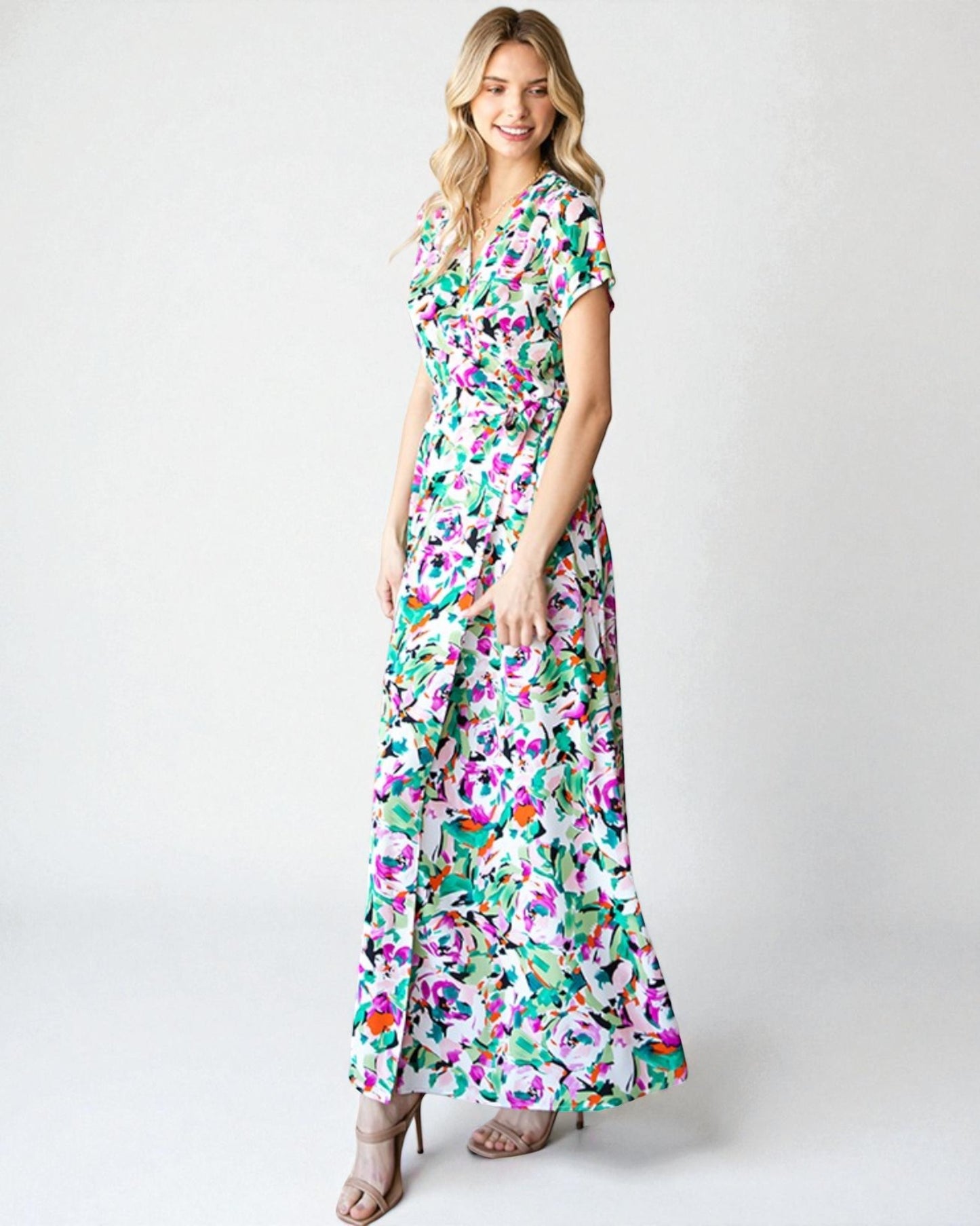 Robe portefeuille longue à manches courtes et imprimé multicolore