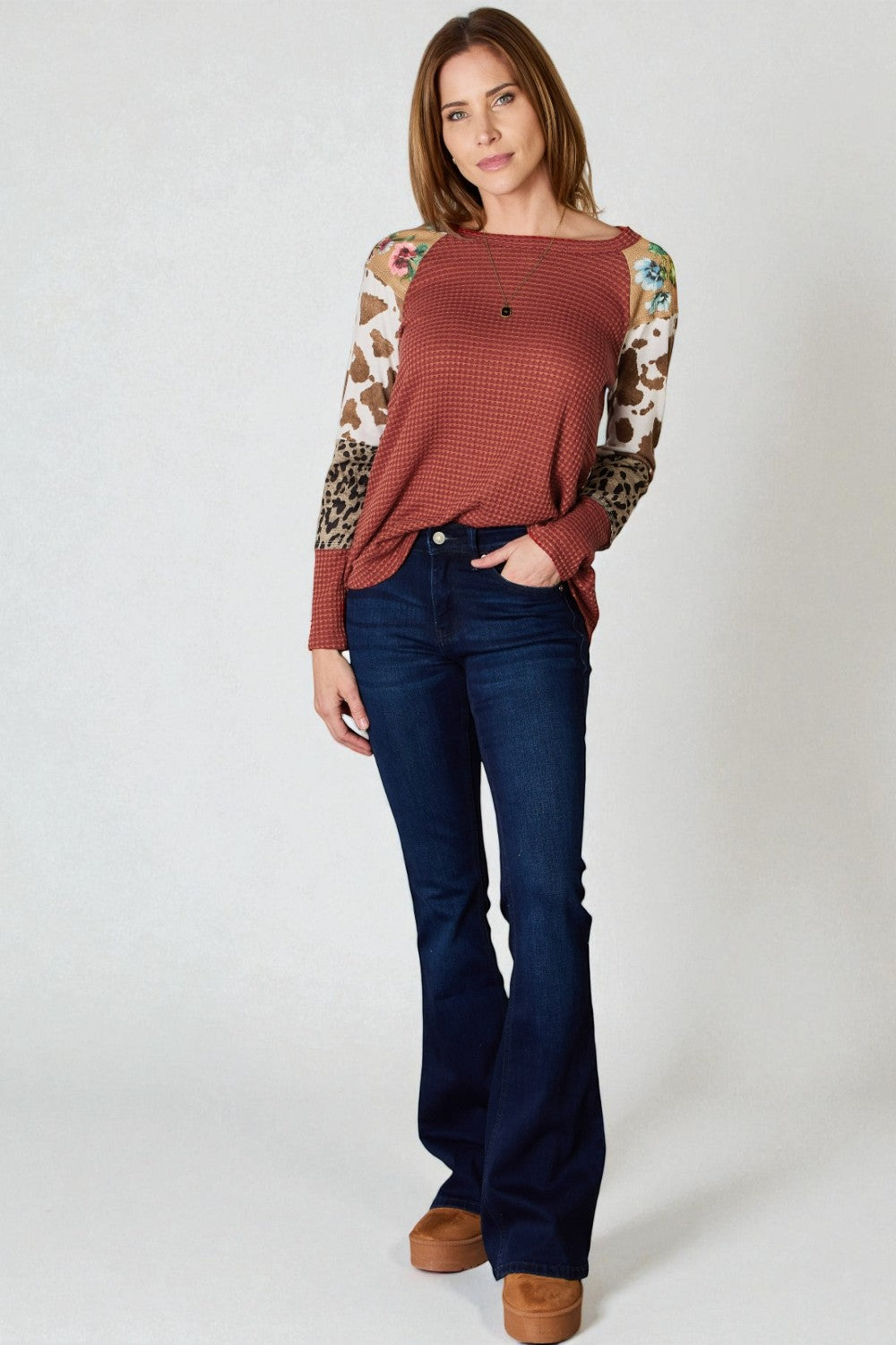 Blouse en tricot gaufré à imprimé léopard en rouille