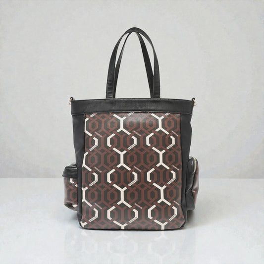 Tote bag with geometric pattern on a white background