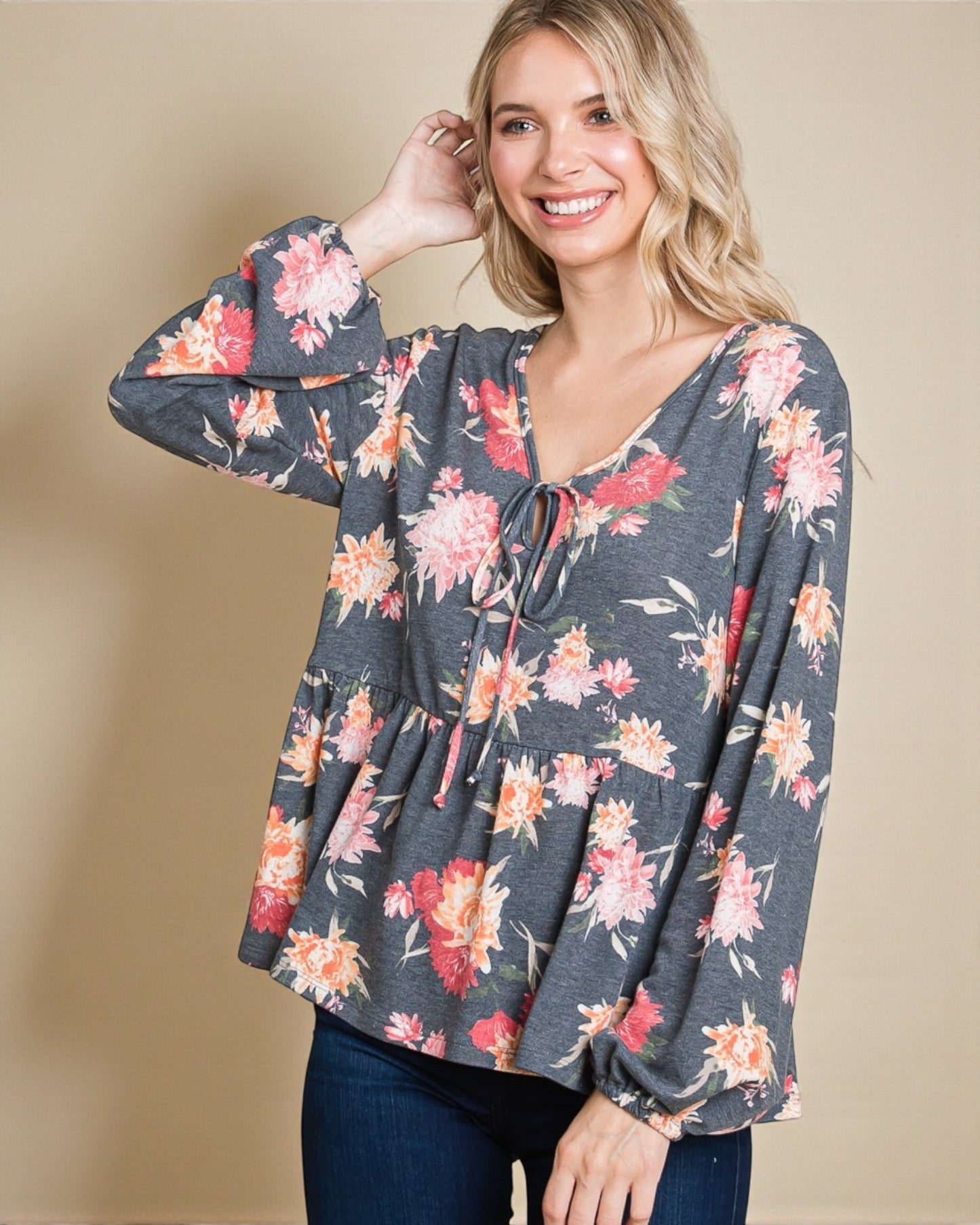 Chemisier à manches longues et basque fleuri en anthracite