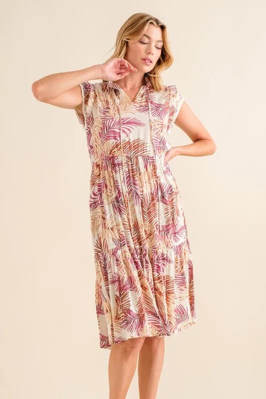 And the Why - Tropical Leaf Print Tiered Midi Dress in Cream Multi