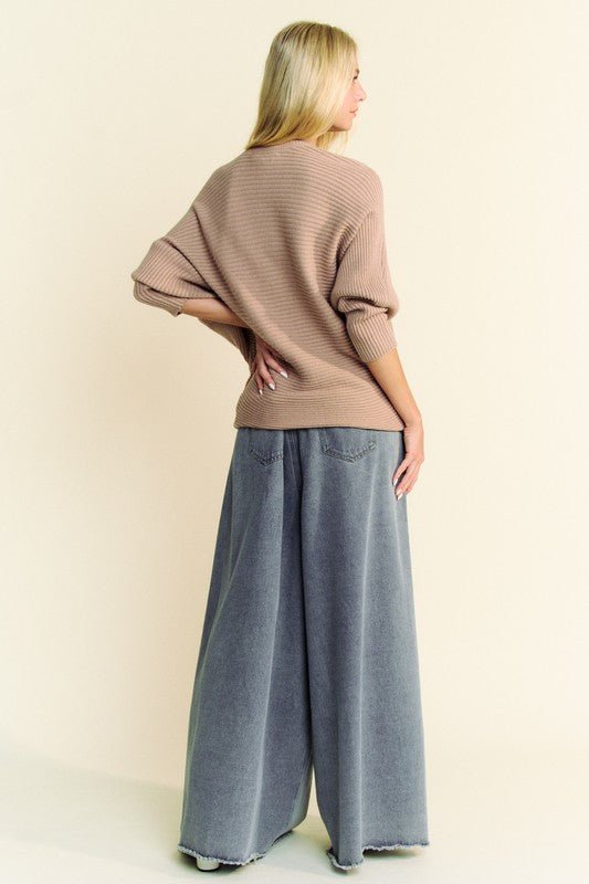 Davi & Dani - Batwing Sleeve Sweater in Tan