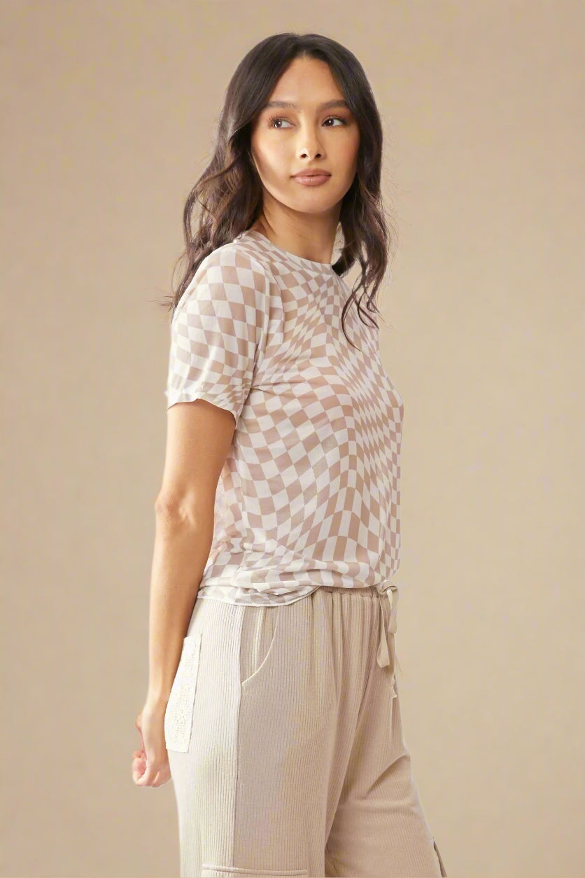 Davi & Dani - Checkered Mesh Short Sleeve Top – Beige & White