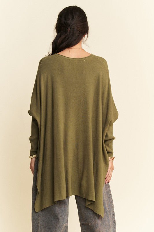 Davi & Dani - High - Low Hem Batwing Sleeve Tunic Top in Olive