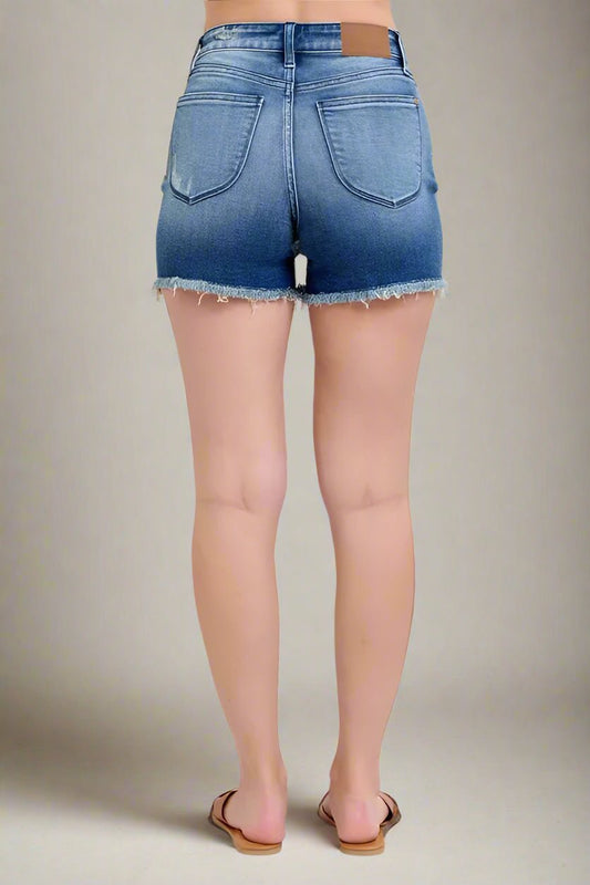 Judy Blue - Frayed Hem Mid - Rise Denim Shorts – Medium Wash