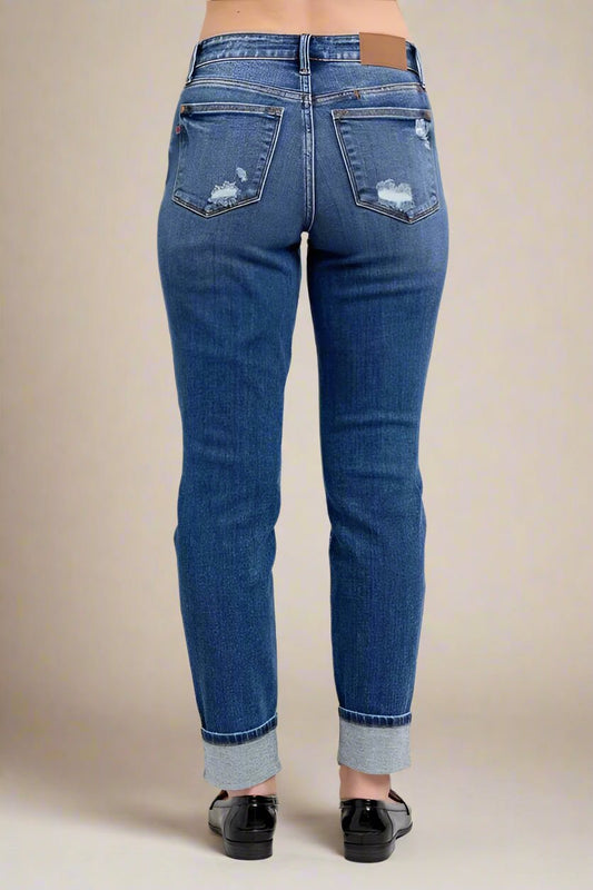 Judy Blue - High Rise Distressed Cuffed Jeans in Medium Wash