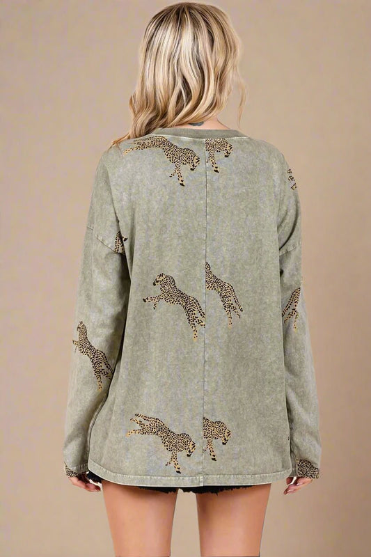 Mittoshop - Cheetah Graphic Oversized Sweatshirt – Washed Olive Green