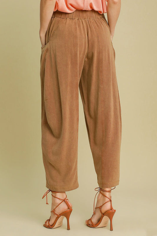 UMGEE - Elastic Waist Baggy Fit Pants in Caramel