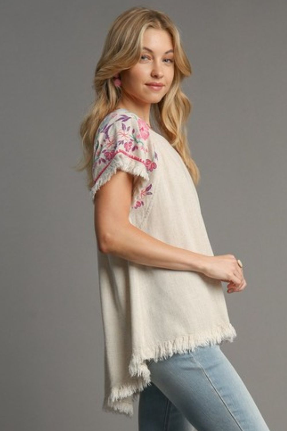 UMGEE - Natural Linen Fringe Top with Embroidered Sleeves