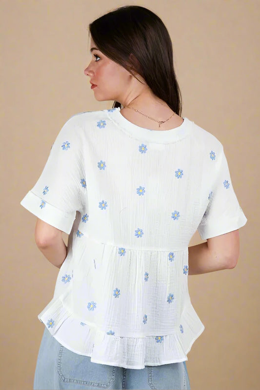 Very J - White Daisy Embroidered Babydoll Blouse