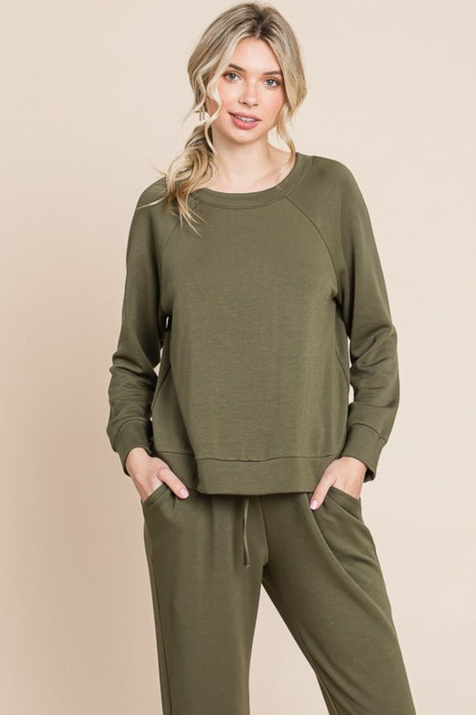 Raglan Sleeve Top & Pants Lounge Set in Olive