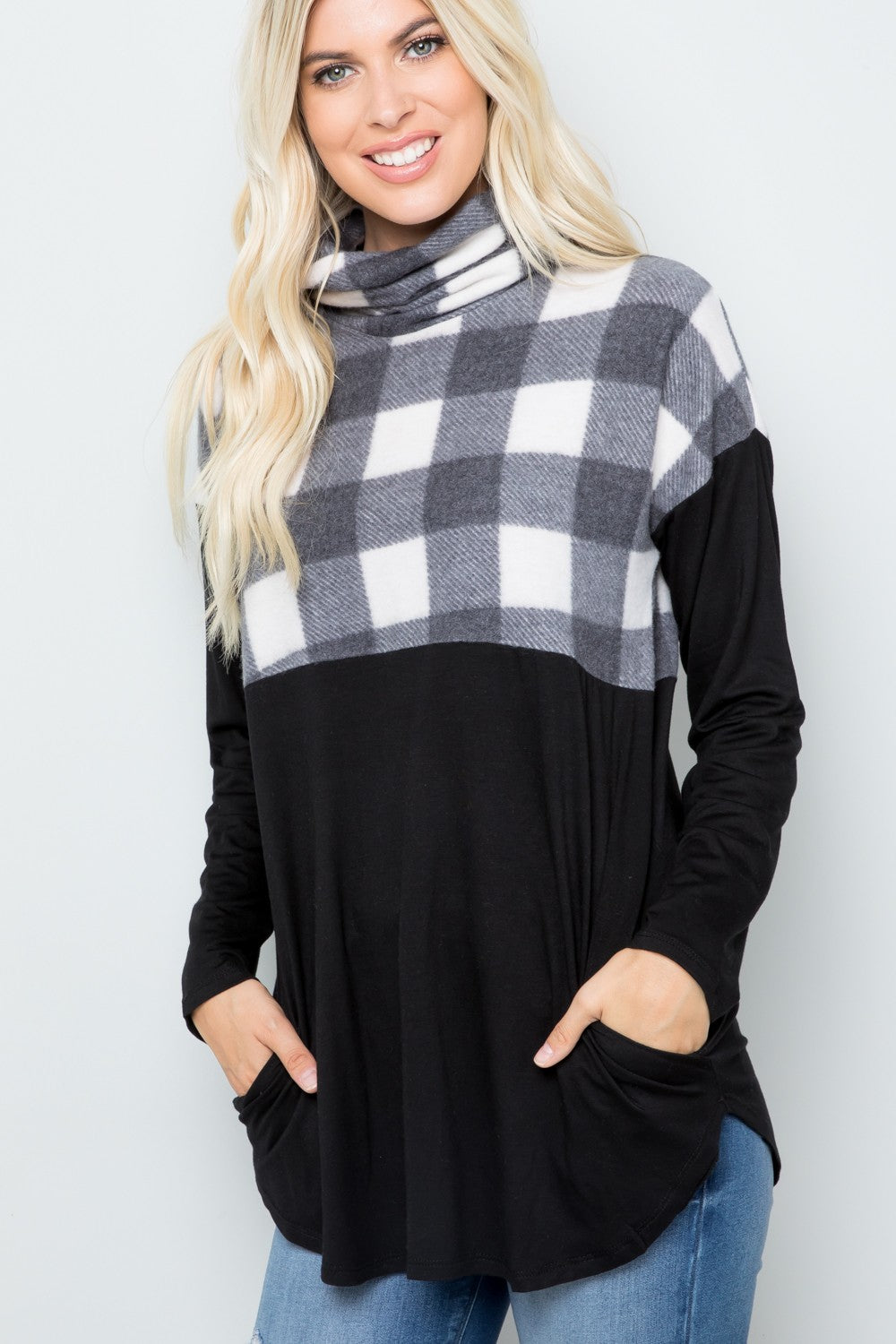 Black & White Plaid Long Sleeve Turtleneck Blouse