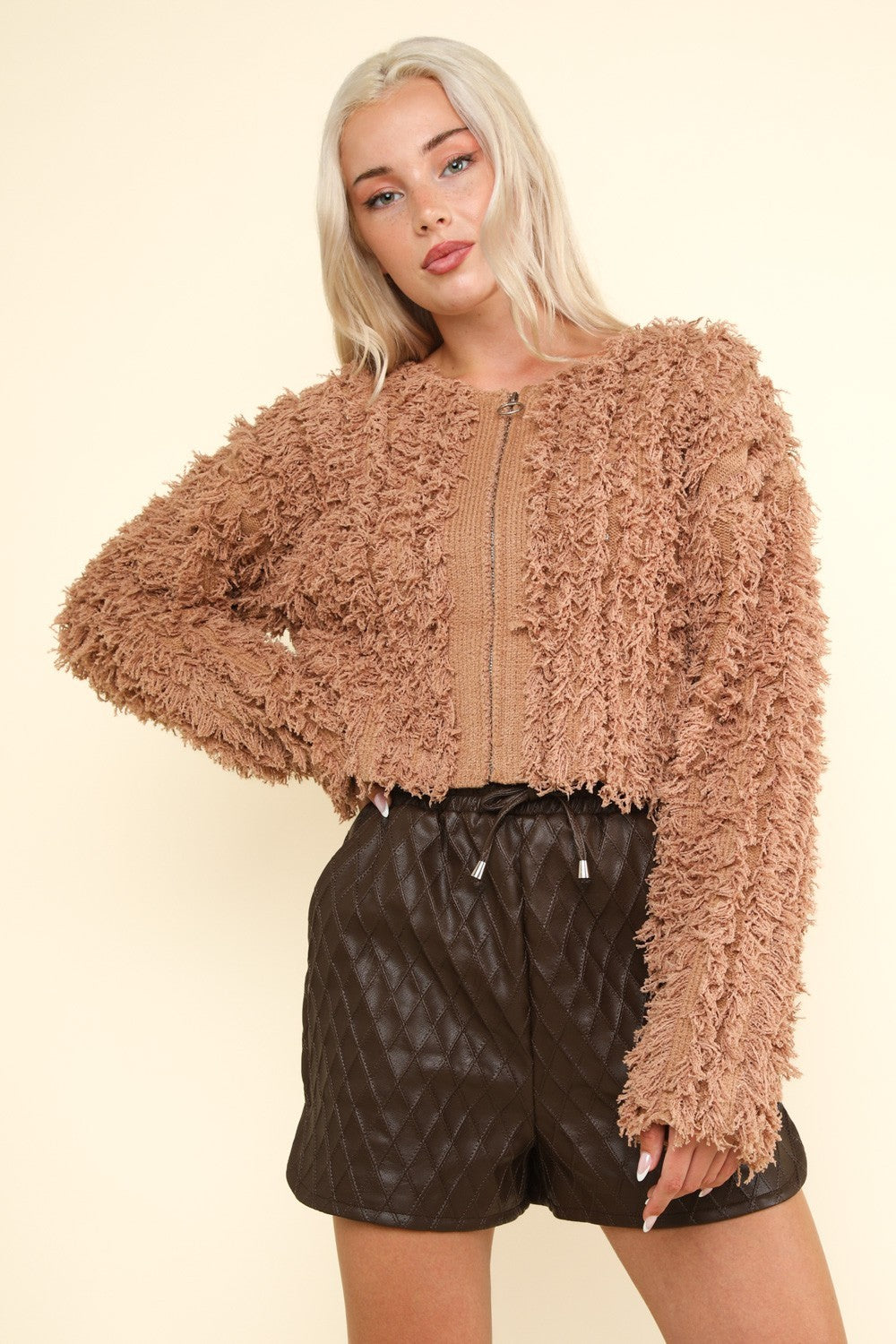 Shaggy Yarn Knit Zip Up Jacket in Mocha