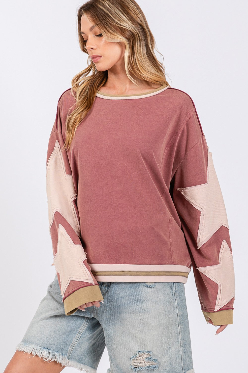 French Terry Star Patch Sweatshirt in Magenta Pink