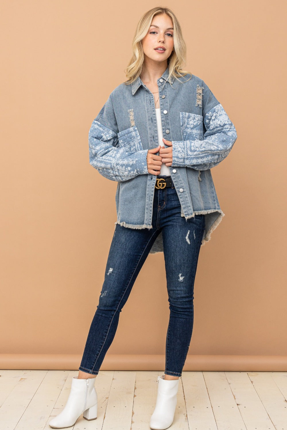 Light Wash Paisley Print Quilted Sleeves Denim Jacket