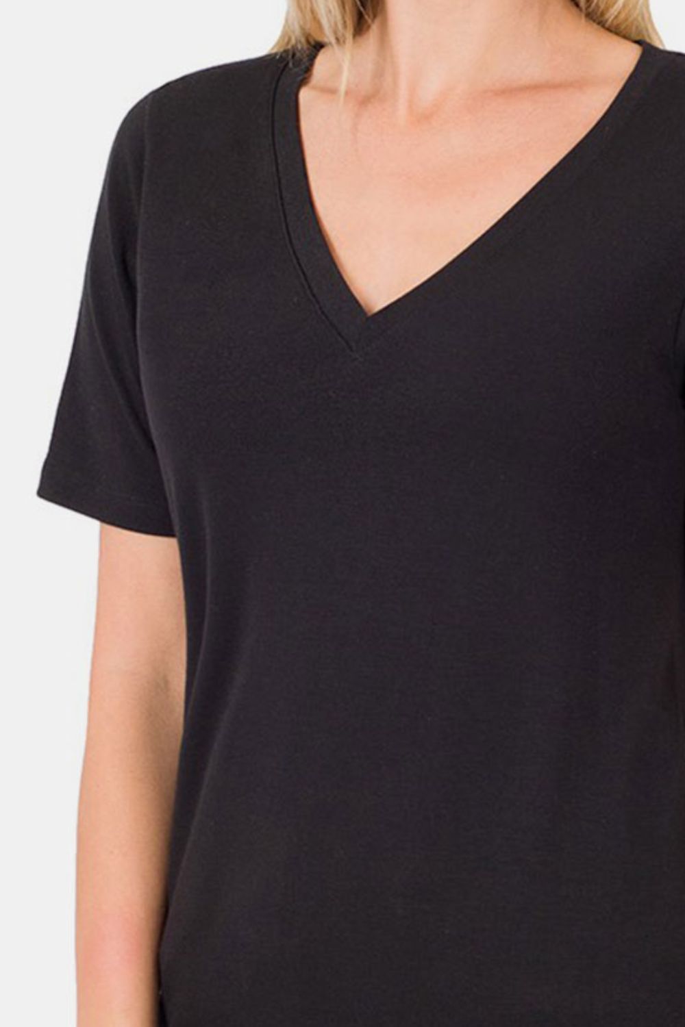 V-Neck Short Sleeve T-Shirt in Black