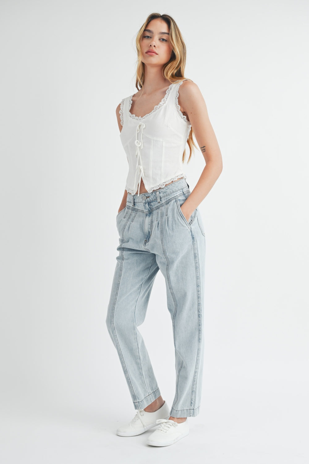 Light Wash Pleated Front Detail Straight Leg Jeans