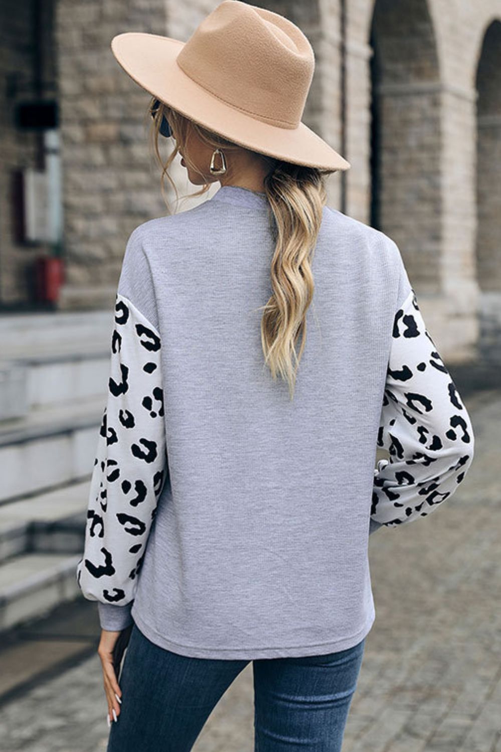 Gray Leopard Print Cutout Long Sleeve Tee