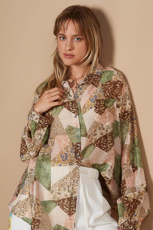 Button-Down Long Sleeve Printed Shirt in Moss Charcoal
