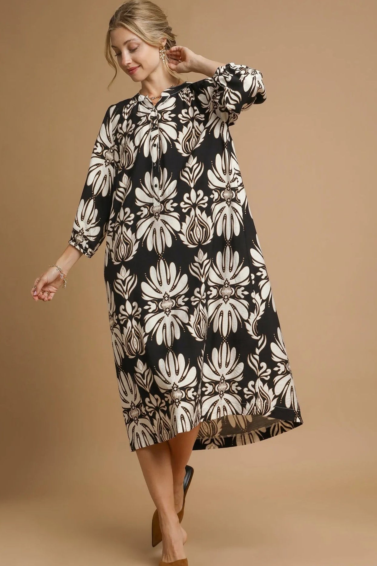 Black & Cream Ikat Print Midi Dress