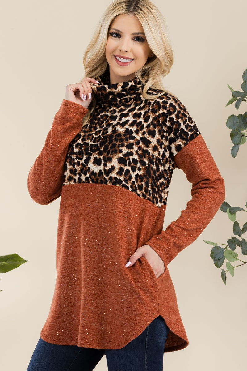 Long Sleeve Turtleneck Blouse in Rust Leopard