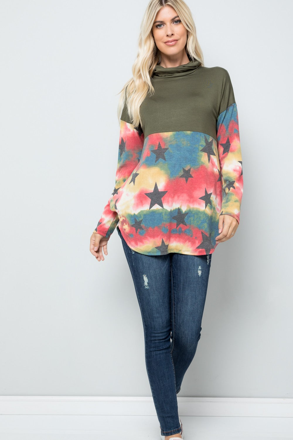 Tie-Dye Star Print Long Sleeve Turtleneck Blouse in Olive