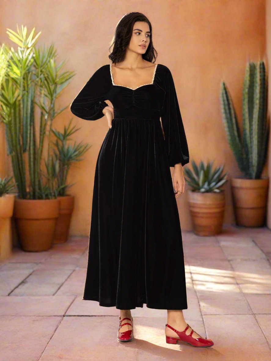 Black Sweetheart Neck Velvet Midi Dress