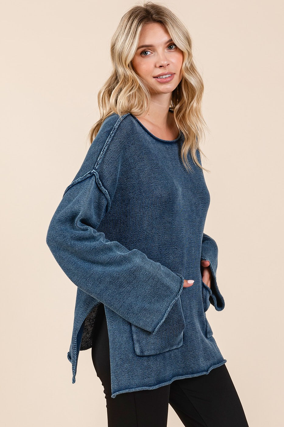 Mineral Wash Sweater with Pockets in Midnight