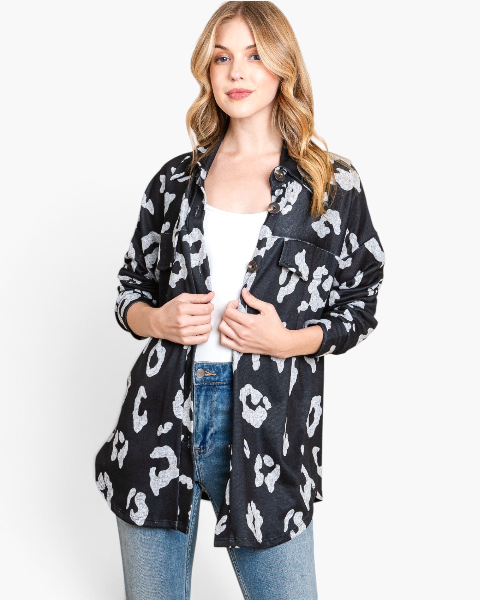 Veste-chemise boutonnée en tricot à imprimé animal noir