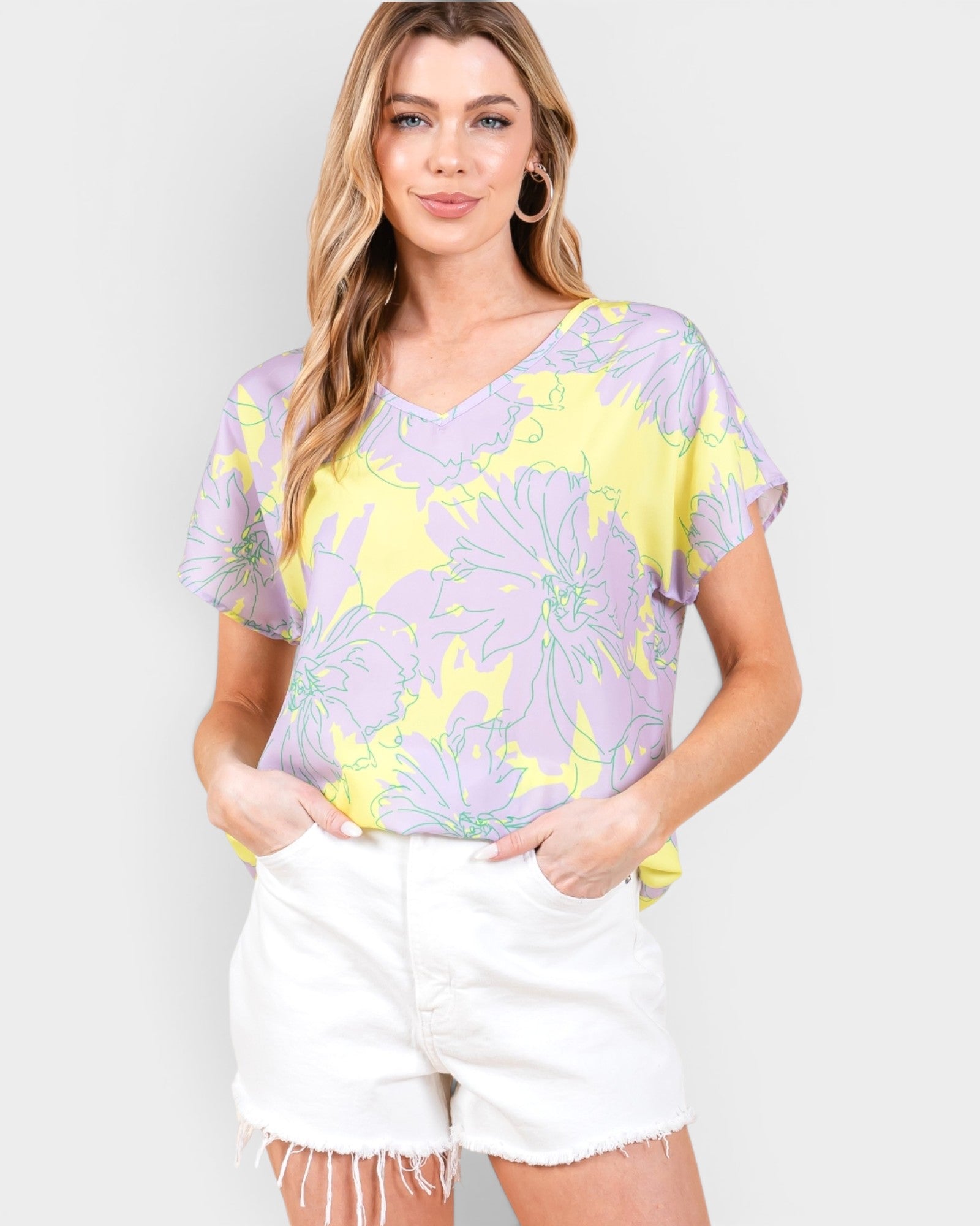 T-shirt à manches courtes à imprimé floral en jaune lilas