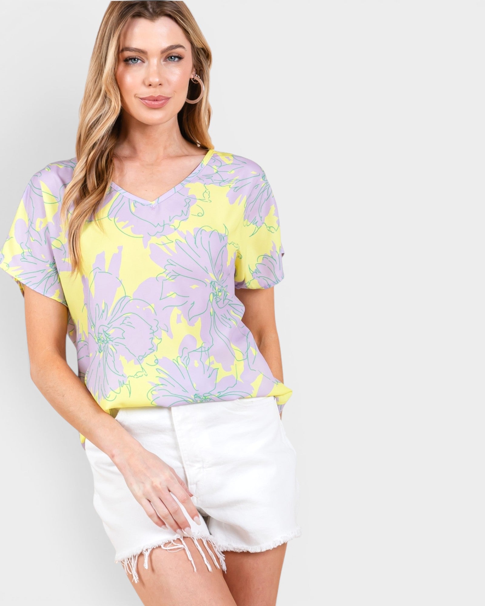 T-shirt à manches courtes à imprimé floral en jaune lilas