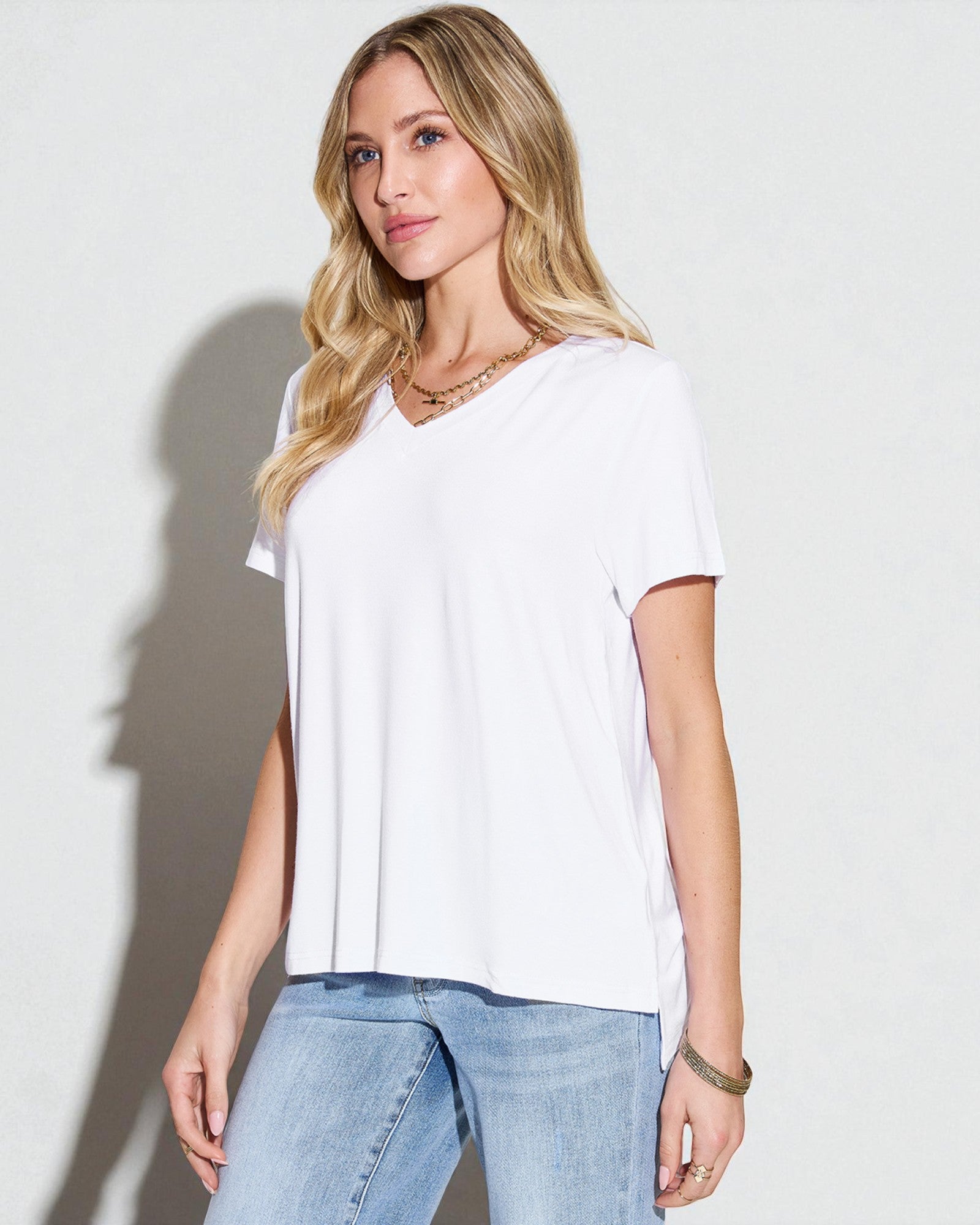 T-shirt haut-bas à col en V