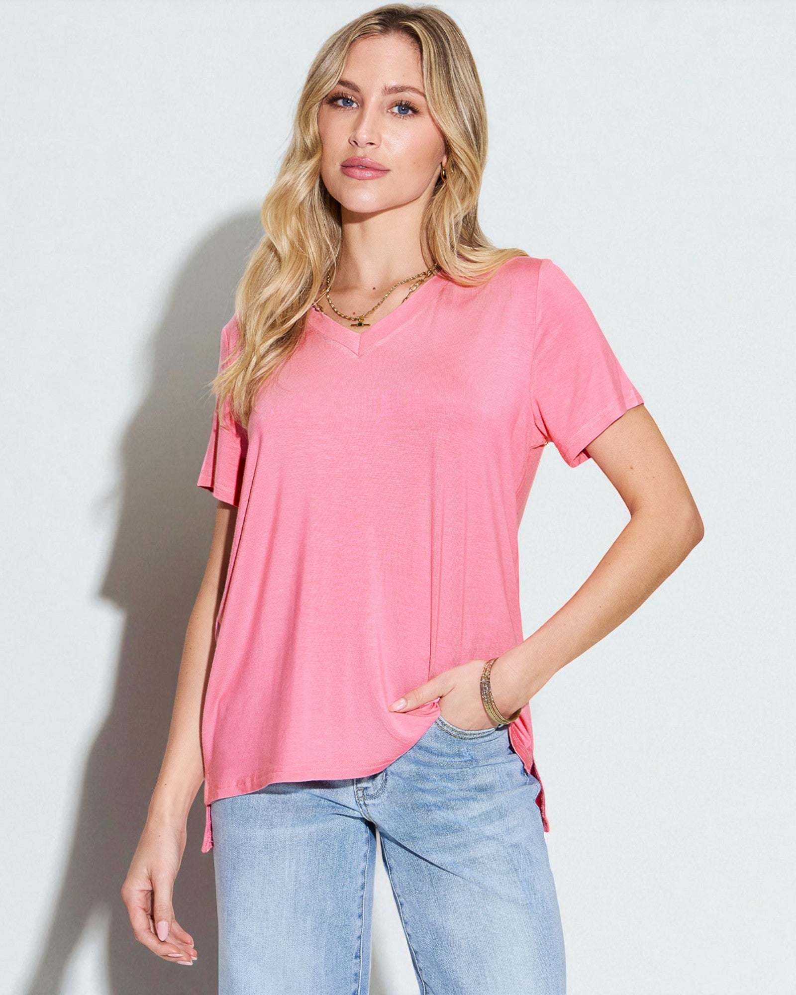T-shirt haut-bas à col en V
