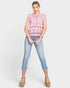 Blusa con volantes en las mangas y estampado floral en color rosa