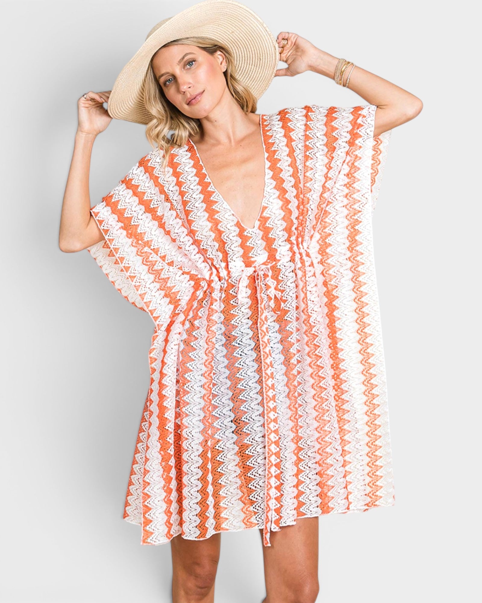 Vestido playero de rayas de media manga en color naranja