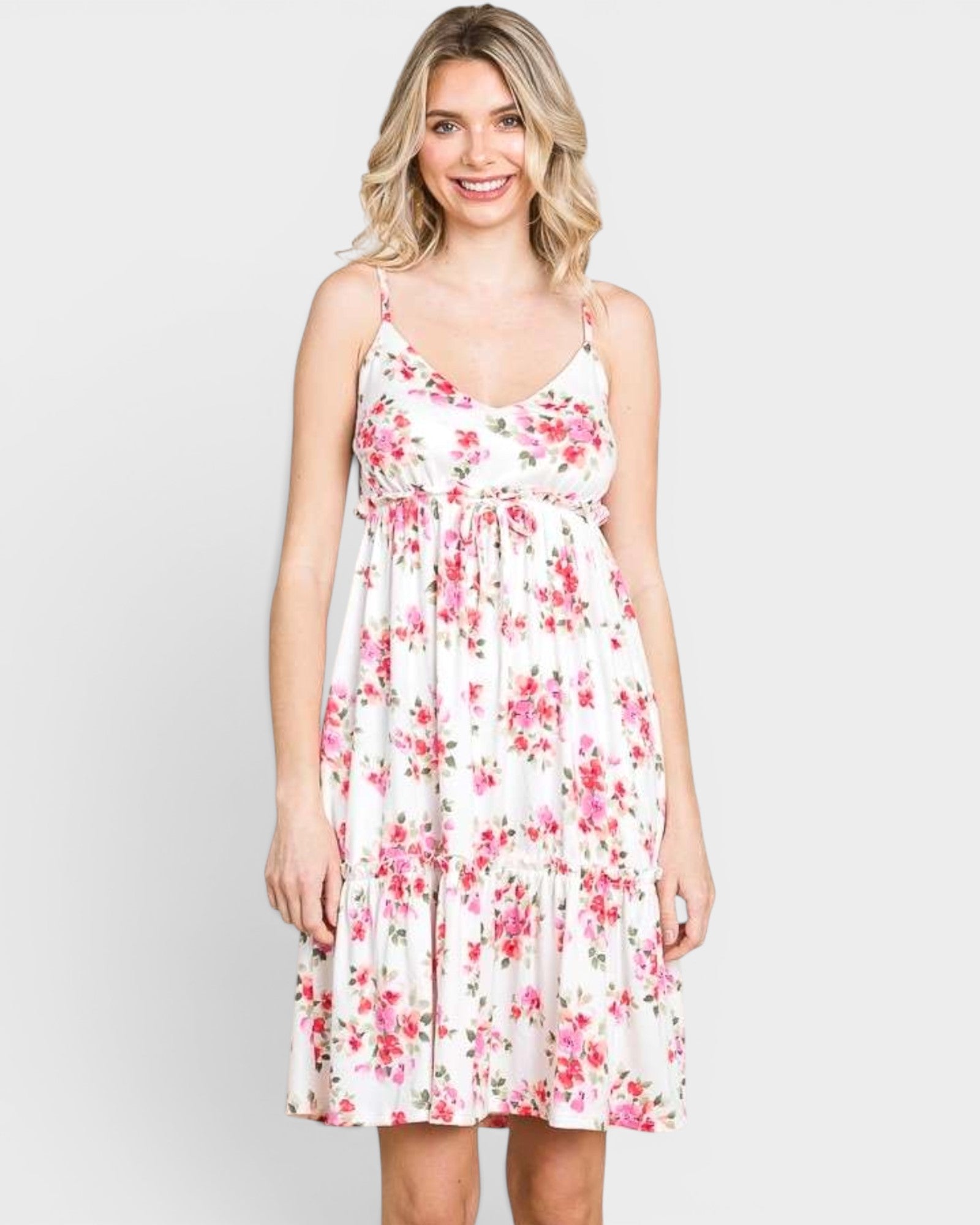 Vestido camisero corto sin mangas con volantes florales en color marfil