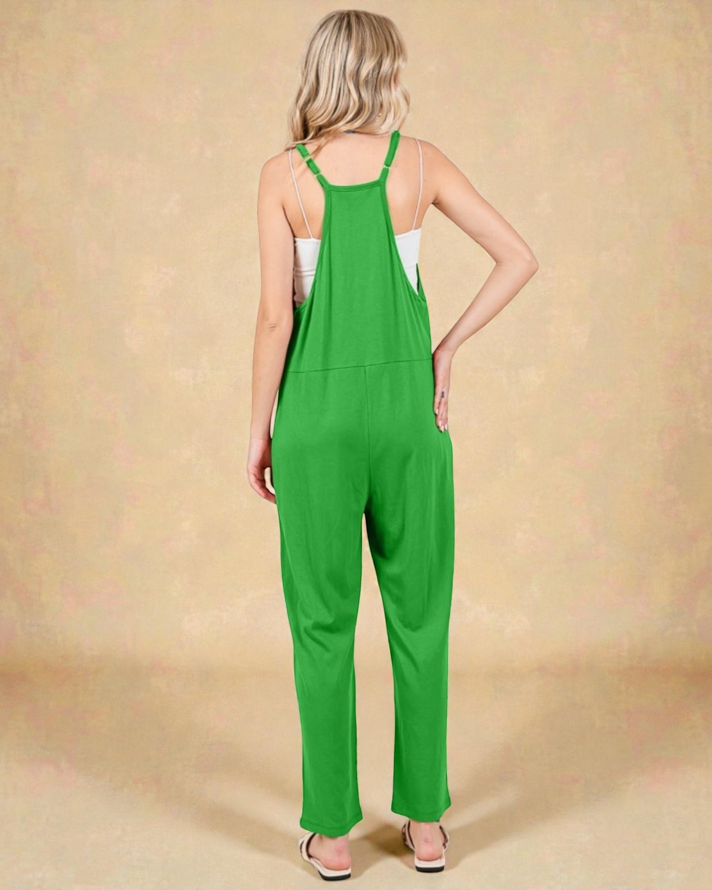 Mono sin mangas con bolsillos en verde fresco