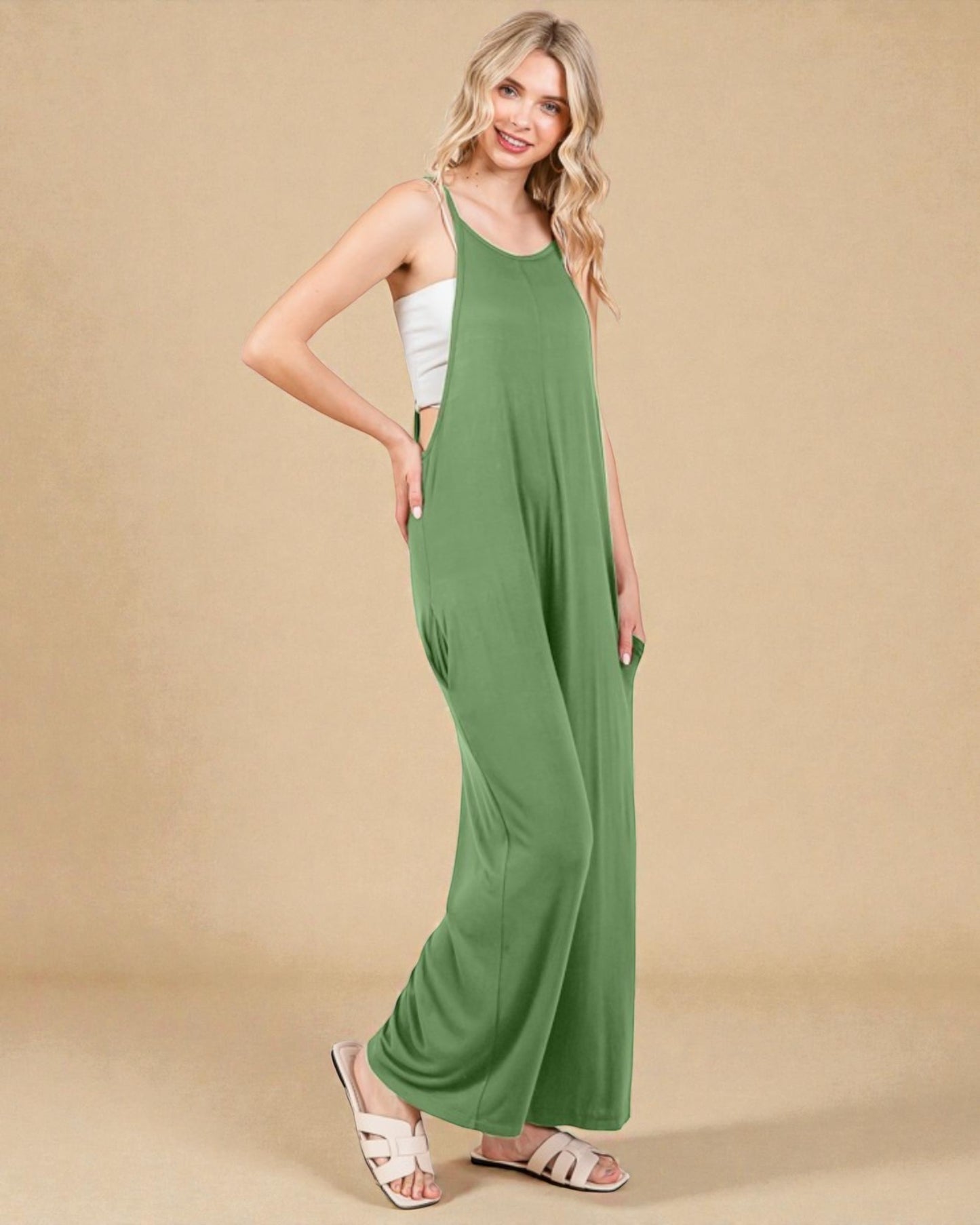 Combinaison ample sans manches avec poches en marbre vert