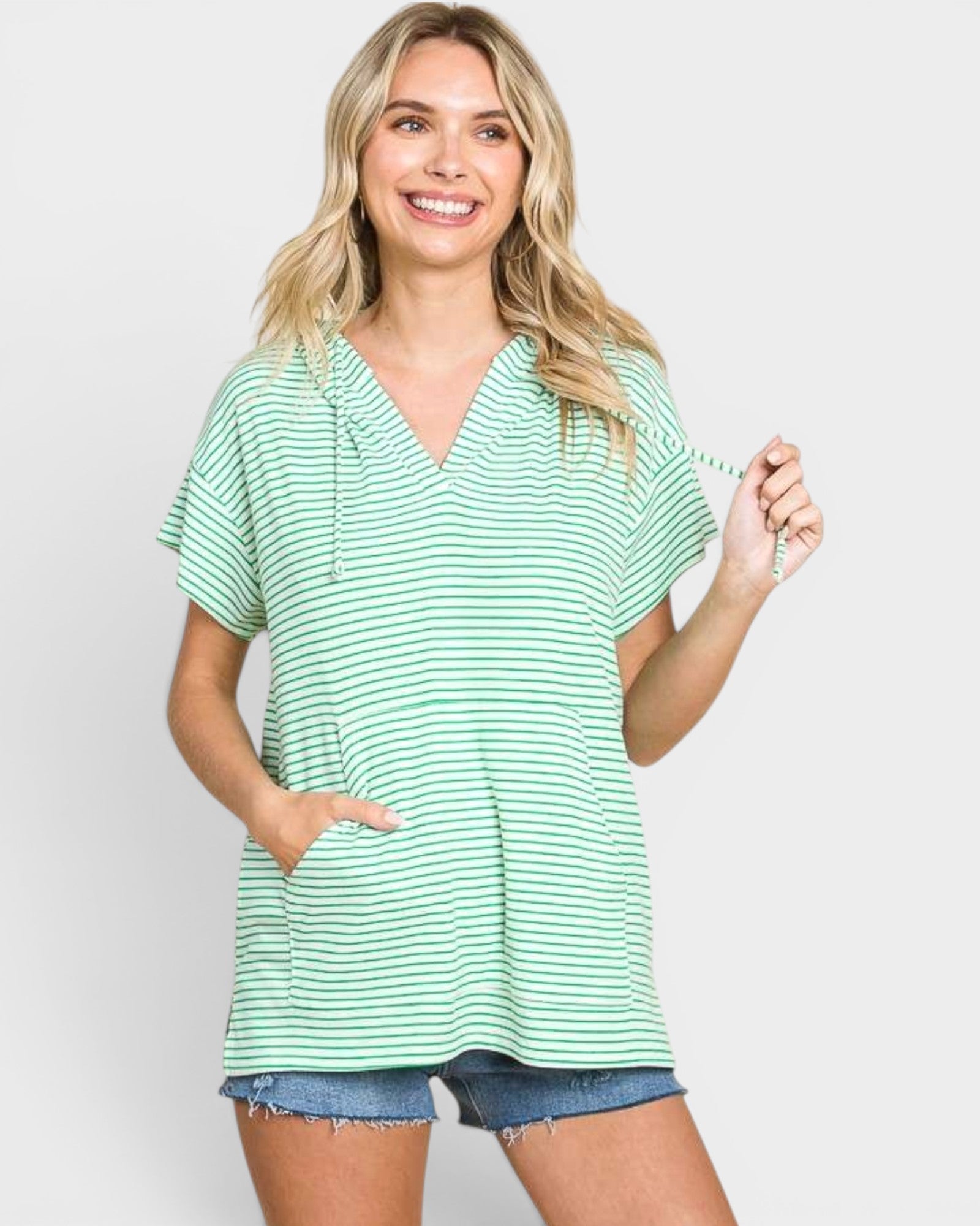 Sudadera con capucha y manga corta a rayas