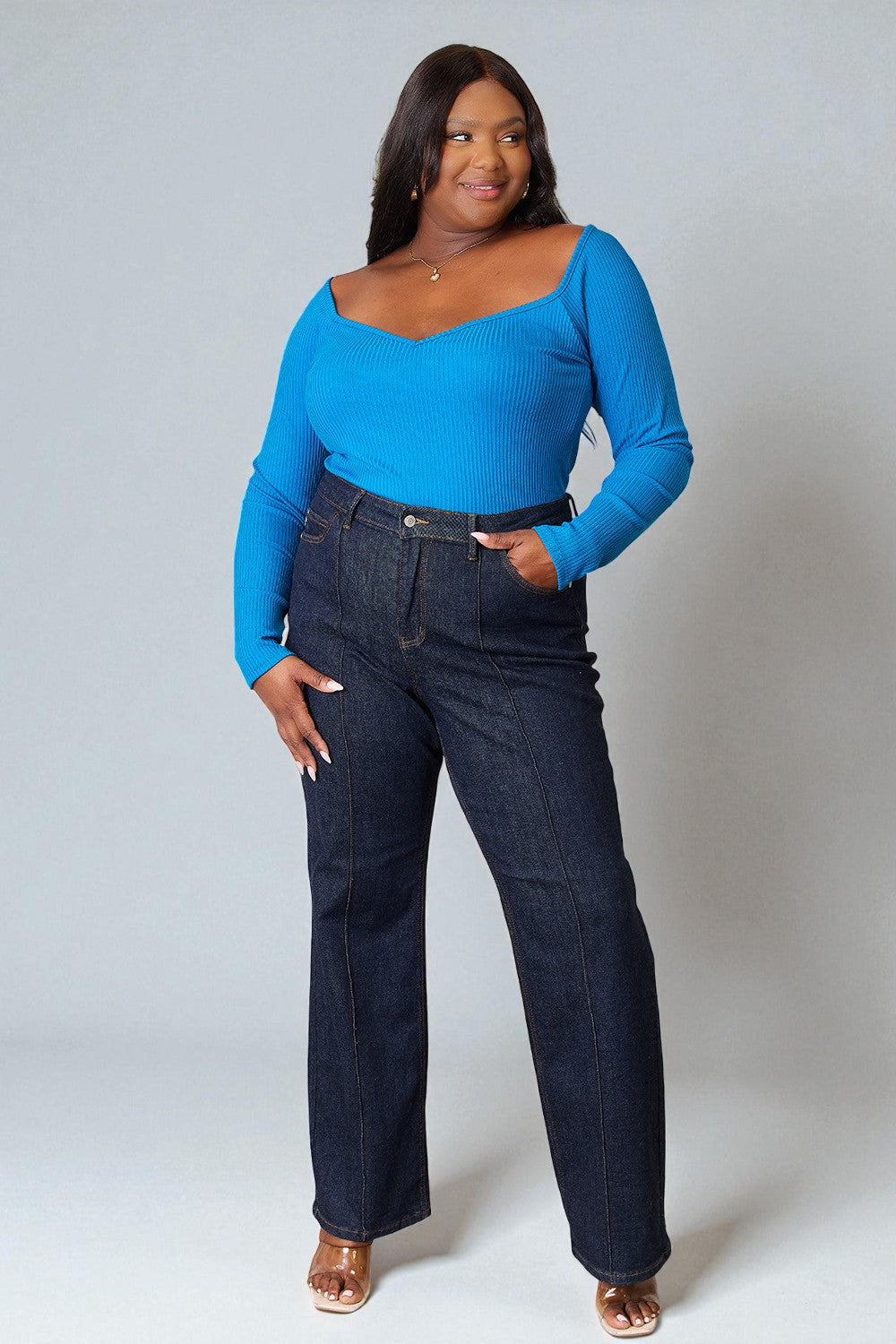 Haut en tricot côtelé à col en cœur bleu sarcelle