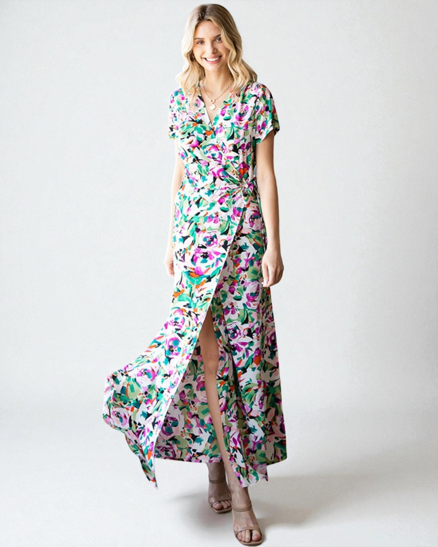 Robe portefeuille longue à manches courtes et imprimé multicolore