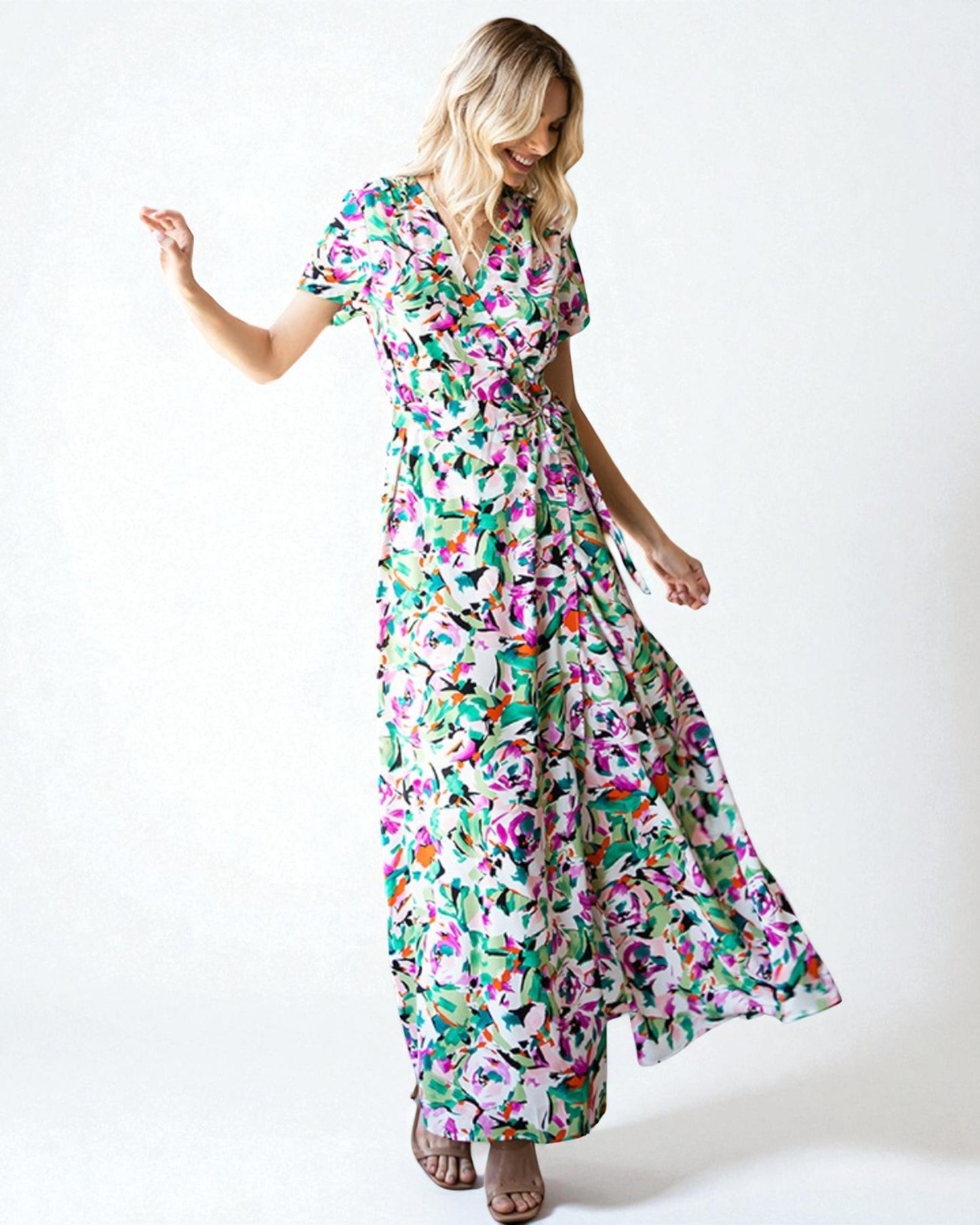 Robe portefeuille longue à manches courtes et imprimé multicolore