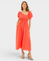 Vestido midi con abertura fruncida en rojo cereza