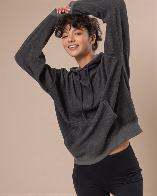 Sweat à capuche à manches longues brossé en anthracite