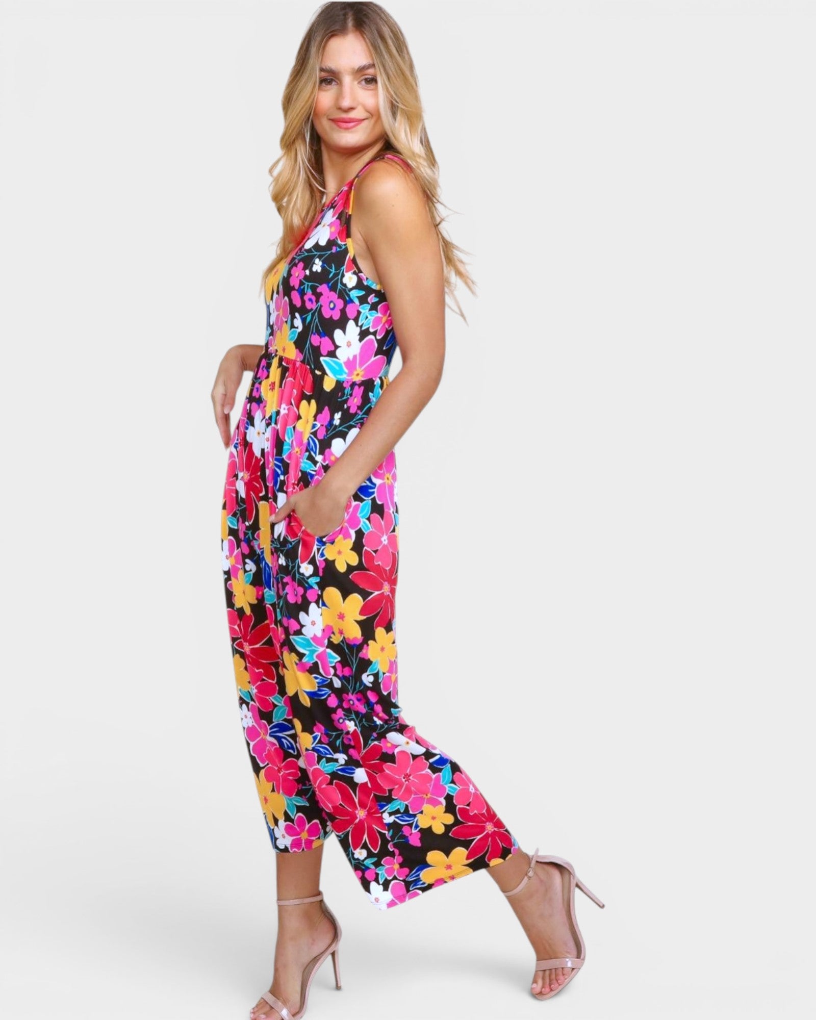Vestido midi sin mangas con estampado floral en amarillo fucsia en negro