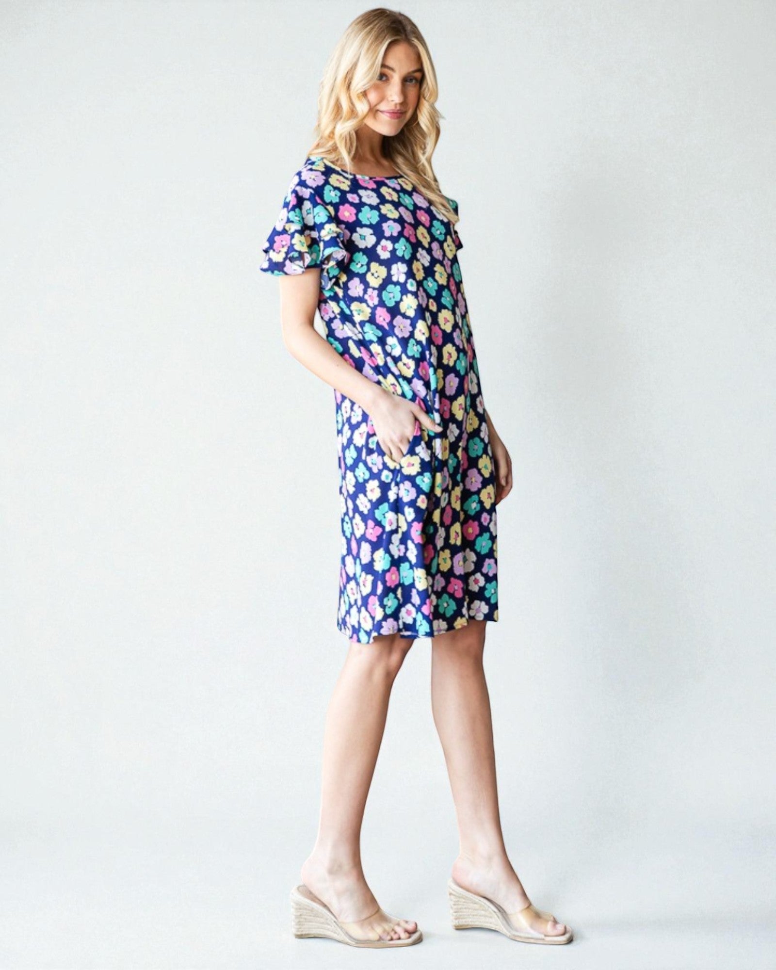 Robe mi-longue à manches à volants avec poches à fleurs bleu marine