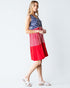 Robe longueur genou sans manches sur le thème du drapeau américain en rouge multicolore