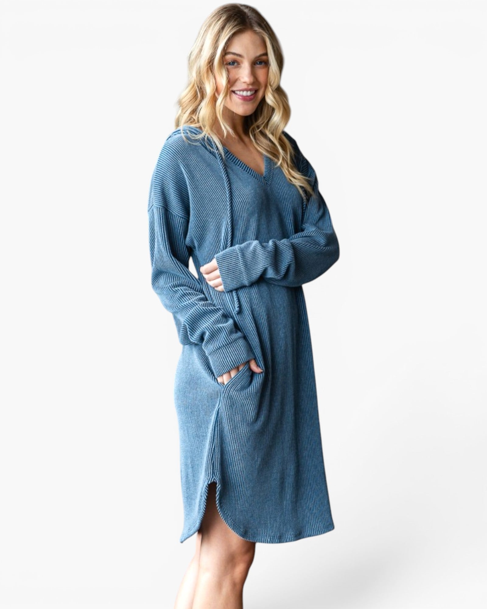 Vestido de punto acanalado con capucha y mangas largas hasta la rodilla en azul vaquero oscuro