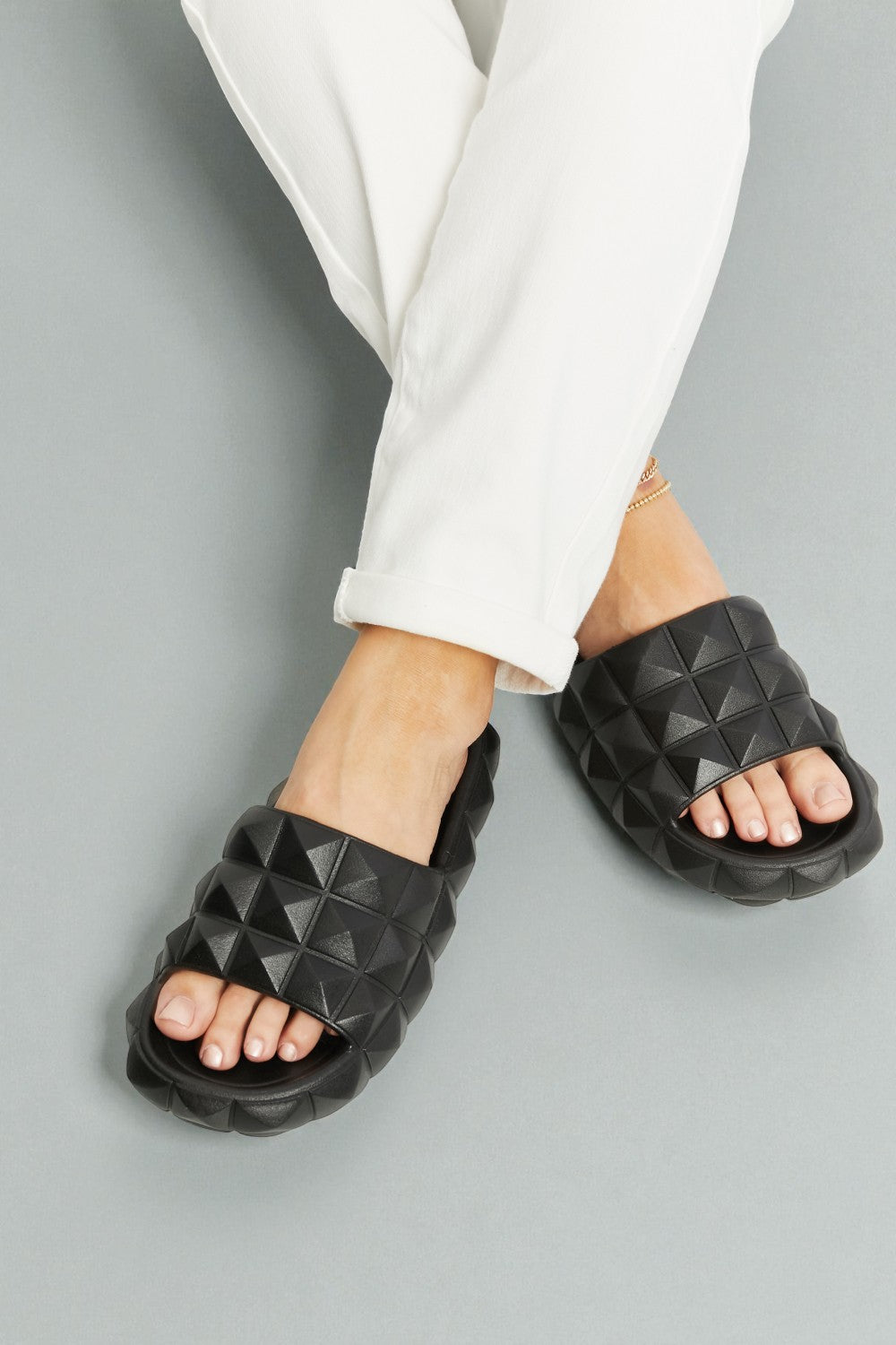 Black Geometric Slide Sandals